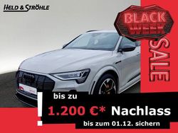 Grau Gebraucht 2022 Audi e-tron Ambiente SUV | 43.420 € (Guter Preis)