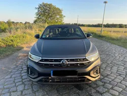 Grau Gebraucht 2023 VW T-Roc Cabriolet Edition Cabrio | 37.500 € (Fairer Preis)