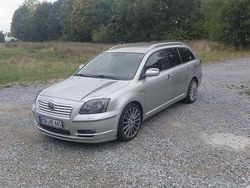 Gebraucht 2005 Toyota Avensis Sol Kombi | 2.500 € (Fairer Preis)