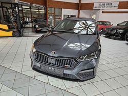 Grau Gebraucht 2021 Skoda Octavia RS | 23.850 € (Fairer Preis)