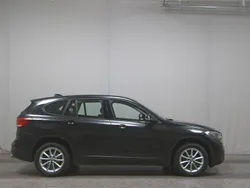 Schwarz Gebraucht 2021 BMW X1 Advantage SUV | 19.980 € (Guter Preis)