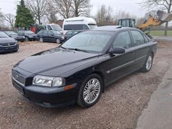 Schwarz Gebraucht 2002 Volvo S80 Limousine | 3.800 € (Fairer Preis)