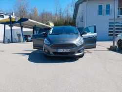 Grau Gebraucht 2019 Ford S-MAX S Van / Kleinbus | 12.000 € (Etwas zu teuer)