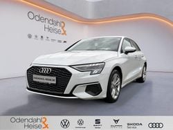 Weiß Gebraucht 2023 Audi A3 Sport Limousine | 27.480 € (Fairer Preis)