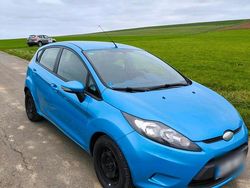 Blau Gebraucht 2009 Ford Fiesta Kleinwagen | 2.200 € (Fairer Preis)