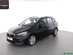 Black sapphire Gebraucht 2018 BMW 220 Active Tourer Sport Line Van / Kleinbus | 19.860 € (Fairer Preis)