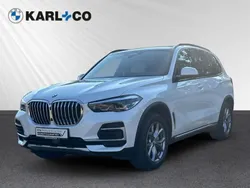 Mineralweiss metallic Gebraucht 2022 BMW X5 xLine SUV | 59.990 € (Superpreis)