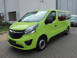 Grün Gebraucht 2018 Opel Vivaro Van / Kleinbus | 12.500 €