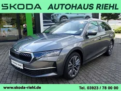 Graphite grau metallic Neu 2024 Skoda Octavia Exclusive Kombi | 35.990 € (Fairer Preis)