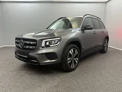 Grau Gebraucht 2022 Mercedes GLB200 SUV | 34.799 € (Fairer Preis)