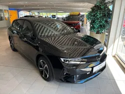 Schwarz Neu 2025 Opel Astra GS Line Kombi | 34.800 € (Teuer)