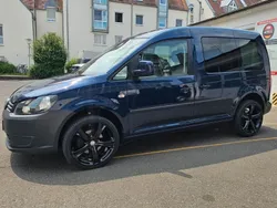 Blau Gebraucht 2015 VW Caddy Trendline Van / Kleinbus | 14.700 € (Etwas zu teuer)