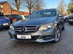 Grau Gebraucht 2015 Mercedes E200 Avantgarde Limousine | 11.900 € (Superpreis)