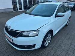Weiß Gebraucht 2018 Skoda Rapid Cool Edition Limousine | 4.950 € (Superpreis)