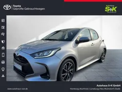 Shimmering silver (silber) Gebraucht 2023 Toyota Yaris Basis Kleinwagen | 17.990 € (Fairer Preis)