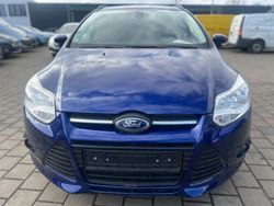 Blau Gebraucht 2014 Ford Focus SYNC Edition Kombi | 7.450 € (Fairer Preis)