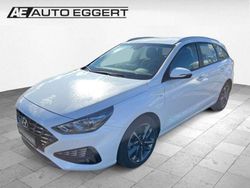 Weiss Gebraucht 2023 Hyundai i30 Trend Kombi | 19.990 € (Fairer Preis)