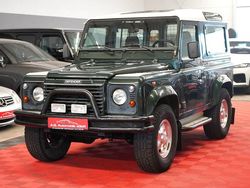 Grün Gebraucht 1999 Land Rover Defender S SUV | 22.950 €