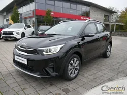 Schwarz Gebraucht 2024 Kia Stonic Vision SUV | 23.990 € (Teuer)