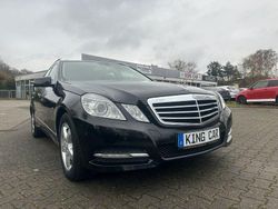 Schwarz Gebraucht 2011 Mercedes E220 Kombi | 9.890 € (Fairer Preis)
