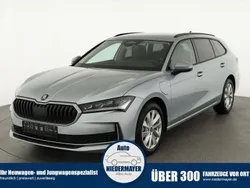 Aluminium silber metallic Neu 2025 Skoda Superb Selection Kombi | 43.995 € (Guter Preis)