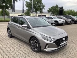 Silber Gebraucht 2021 Hyundai i20 Select Limousine | 15.780 € (Fairer Preis)