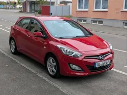 Schwarz Gebraucht 2013 Hyundai i30 Kleinwagen | 8.199 €