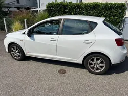 Weiß Gebraucht 2011 Seat Ibiza Reference Kleinwagen | 3.750 € (Fairer Preis)
