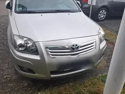 Gebraucht 2007 Toyota Avensis Kombi | 1.650 € (Guter Preis)