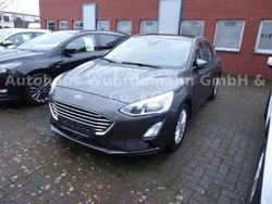 Grau Gebraucht 2018 Ford Focus Titanium Limousine | 16.390 € (Etwas zu teuer)