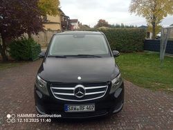 Schwarz Gebraucht 2014 Mercedes V250 Avantgarde Edition Van / Kleinbus | 35.700 € (Guter Preis)