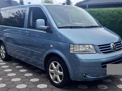 Blau Gebraucht 2007 VW Multivan Van / Kleinbus | 14.500 €