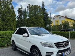 Weiß Gebraucht 2013 Mercedes ML350 SUV | 18.800 € (Etwas zu teuer)