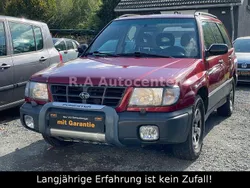 Grün Gebraucht 1997 Subaru Forester SUV | 3.999 €