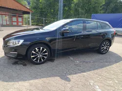 Schwarz Gebraucht 2018 Volvo V60 Kombi | 12.950 € (Guter Preis)
