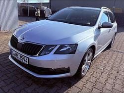 Grau Gebraucht 2019 Skoda Octavia Kombi | 15.850 € (Superpreis)