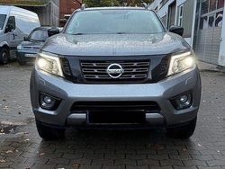 Grau Gebraucht 2022 Nissan Navara N-Guard Abholung | 23.300 € (Guter Preis)