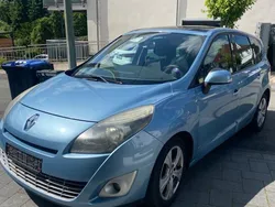 Blau Gebraucht 2011 Renault Grand Scénic III Van / Kleinbus | 3.500 € (Fairer Preis)