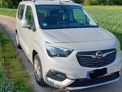 Grau Gebraucht 2019 Opel Combo Life Innovation Van / Kleinbus | 19.650 € (Fairer Preis)