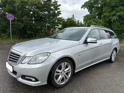 Silber Gebraucht 2010 Mercedes E350 Avantgarde Kombi | 4.700 €