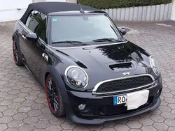 Schwarz Gebraucht 2011 Mini John Cooper Works Cabriolet Sport Cabrio | 19.999 € (Fairer Preis)