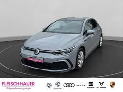 Grau Gebraucht 2021 VW Golf VIII R-line Limousine | 26.490 € (Fairer Preis)