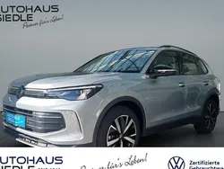 Silbern Gebraucht 2024 VW Tiguan Goal SUV | 41.660 € (Guter Preis)