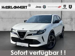Othercolor Gebraucht 2022 Alfa Romeo Junior Edizione Speciale SUV | 43.490 € (Teuer)