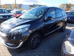 Schwarz Gebraucht 2012 Renault Scénic III Bose Edition Van / Kleinbus | 4.990 € (Etwas zu teuer)