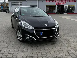 Schwarz Gebraucht 2019 Peugeot 208 Active Kleinwagen | 7.700 € (Guter Preis)