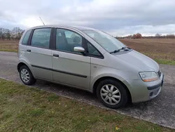 Silber Gebraucht 2004 Fiat Idea Dynamic Van / Kleinbus | 1.500 € (Etwas zu teuer)