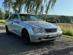 Silber Gebraucht 2000 Mercedes C180 Limousine | 5.500 € (Teuer)