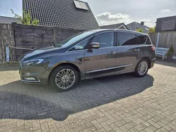 Grau Gebraucht 2019 Ford S-MAX Vignale Van / Kleinbus | 26.600 € (Etwas zu teuer)
