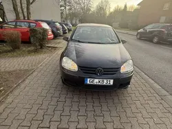 Gebraucht 2005 VW Golf IV Comfortline Limousine | 2.900 € (Etwas zu teuer)